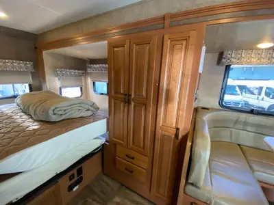 2016 Forest River Sunseeker photo 27