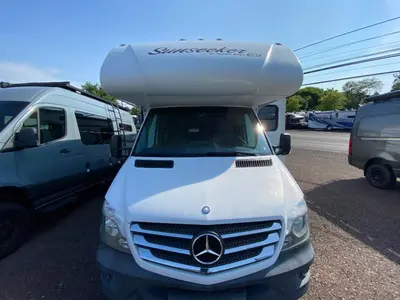 2016 Forest River Sunseeker MBS photo 2