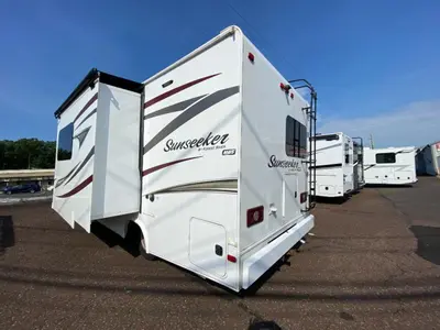 2016 Forest River Sunseeker MBS photo 9