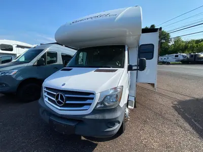 Used 2016 Forest River Sunseeker MBS 2400S