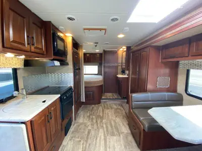 2016 Forest River Sunseeker MBS photo 17