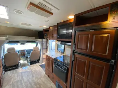 2016 Forest River Sunseeker MBS photo 39