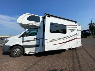 2016 Forest River Sunseeker MBS photo 6