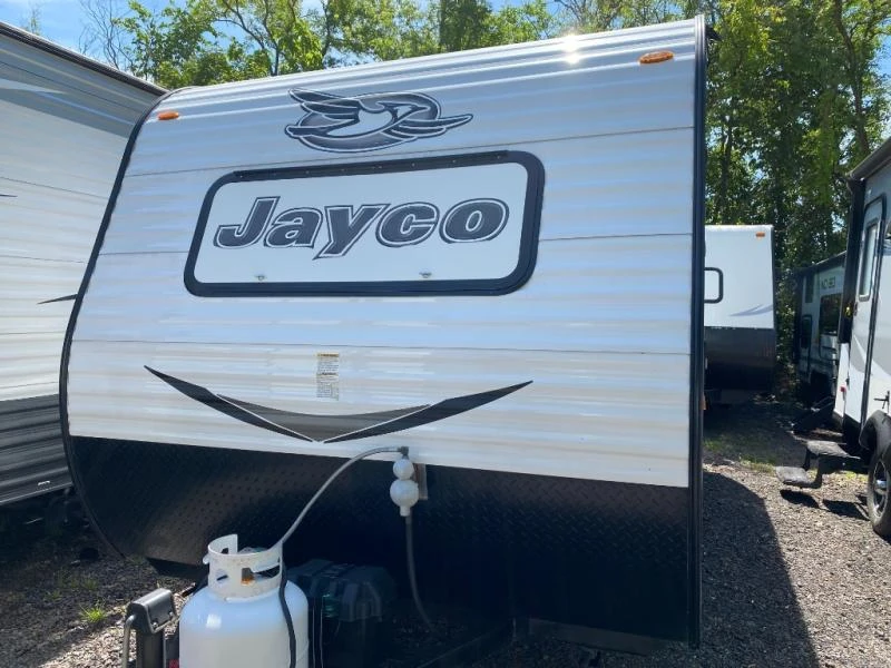 2017 Jayco Jay Flight SLX exterior