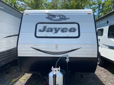 2017 Jayco Jay Flight SLX photo 2