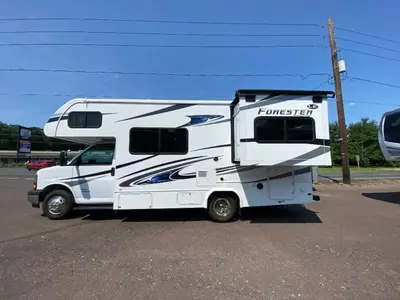 2019 Forest River Forester LE photo 7