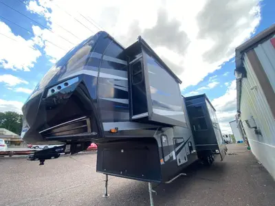 2019 Jayco Seismic photo 4