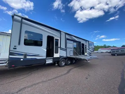 2019 Jayco Seismic photo 10