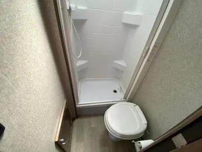 2020 Winnebago Porto photo 35