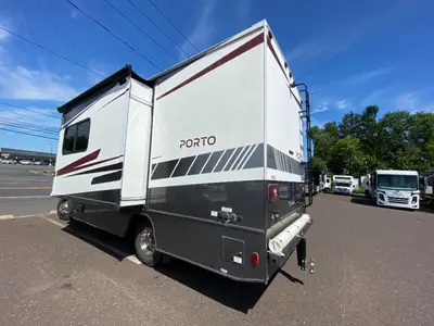 2020 Winnebago Porto photo 6