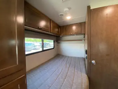 2020 Winnebago Porto photo 24