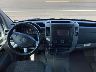 2020 Winnebago Porto photo 42