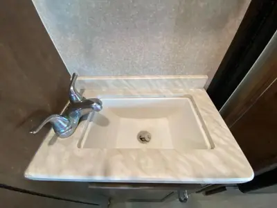 2020 Winnebago Porto photo 32