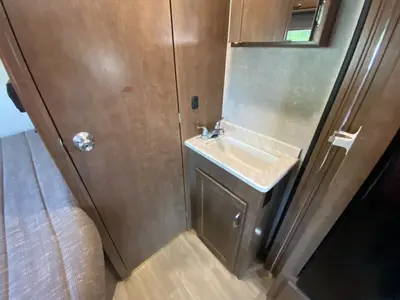 2020 Winnebago Porto photo 31