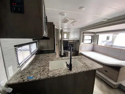 2021 Forest River Salem Cruise Lite photo 15