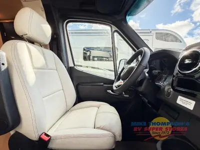 2026 Thor Motor Coach Tiburon Sprinter photo 8