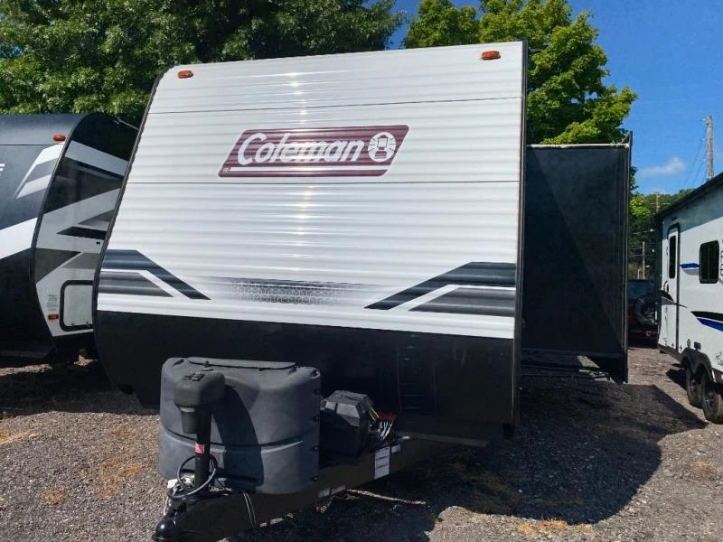 2022 Dutchmen Coleman Lantern Series exterior