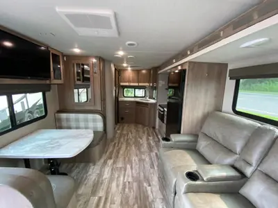2022 Grand Design Imagine XLS photo 11