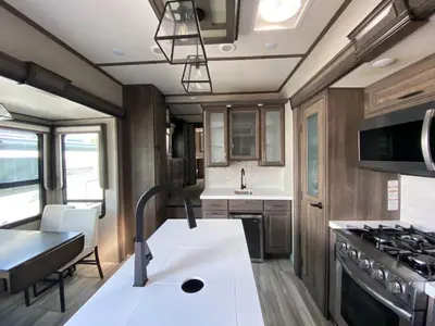 2022 Grand Design Solitude photo 12