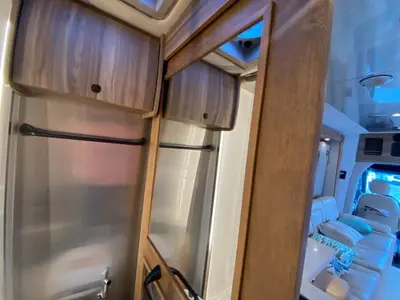 2023 Airstream Atlas photo 32