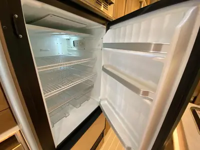 2023 Airstream Atlas photo 27