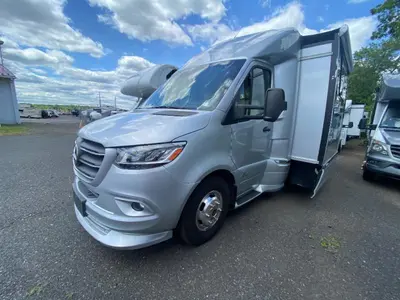 2023 Airstream Atlas photo 4
