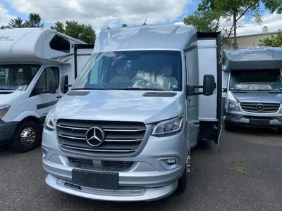 Used 2023 Airstream Atlas Murphy Suite