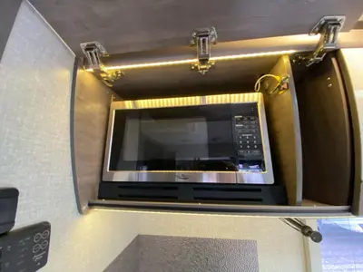 2023 Lance Travel Trailer photo 22