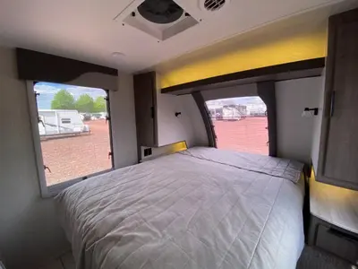 2023 Lance Travel Trailer photo 35