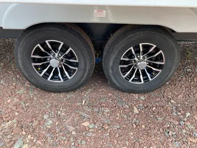 2023 Lance Travel Trailer photo 7