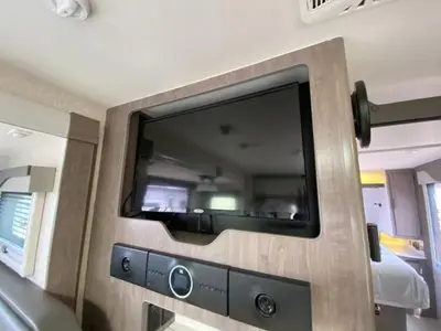 2023 Lance Travel Trailer photo 27