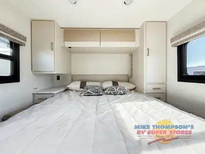 2026 Thor Motor Coach Vegas photo 24