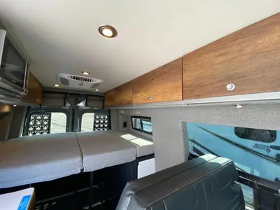 2023 Storyteller Overland Storyteller Overland photo 18