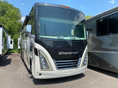 2023 Thor Motor Coach Windsport photo 3
