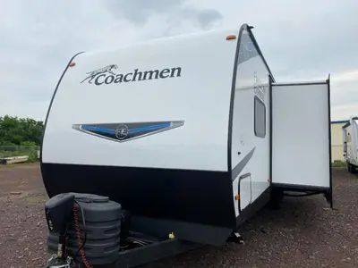 Used 2024 Coachmen Freedom Express Select 29SE