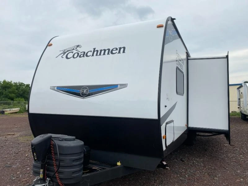 2024 Coachmen Freedom Express Select exterior
