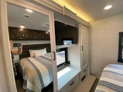 2024 Jayco Precept photo 47