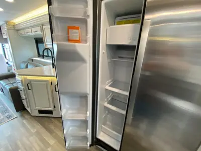 2024 Jayco Precept photo 35