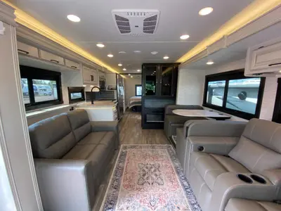 2024 Jayco Precept photo 15