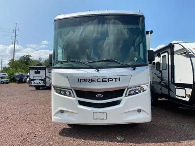 2024 Jayco Precept photo 2