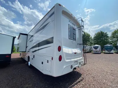 2024 Jayco Precept photo 7