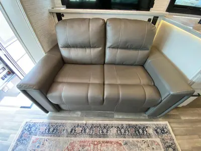 2024 Jayco Precept photo 25