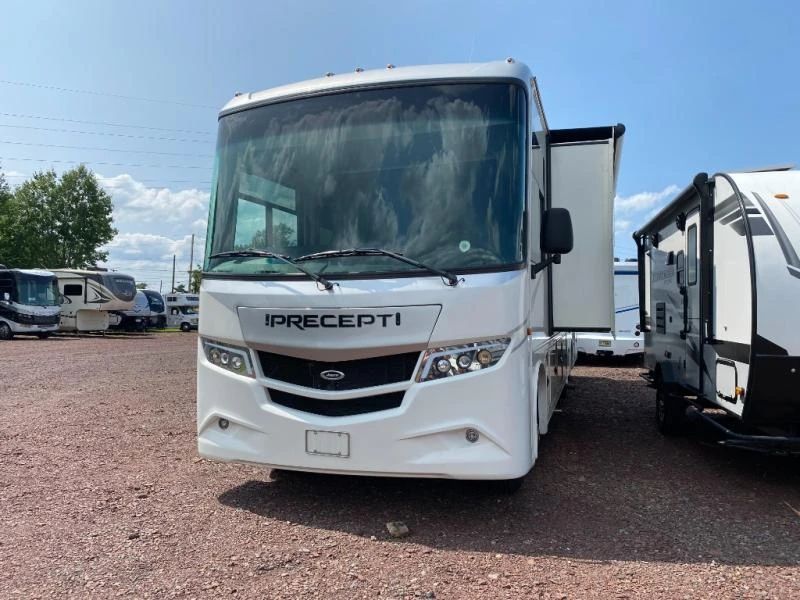 2024 Jayco Precept exterior