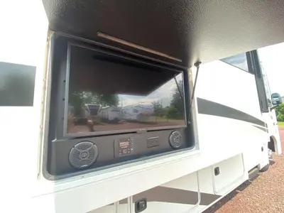 2024 Jayco Precept photo 12