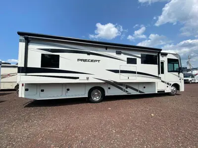 2024 Jayco Precept photo 10