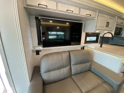 2024 Jayco Precept photo 24