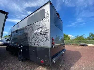2024 Jayco Seneca XT photo 6