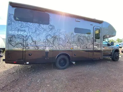 2024 Jayco Seneca XT photo 11