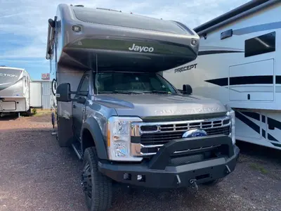 2024 Jayco Seneca XT photo 3