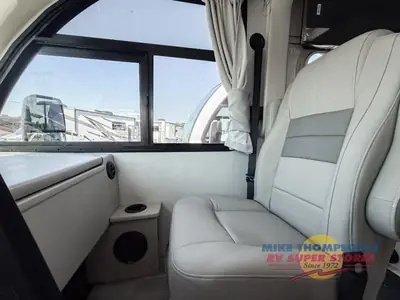 2026 Thor Motor Coach Vegas photo 9
